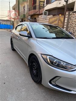 هیوندای ئەلەنترا